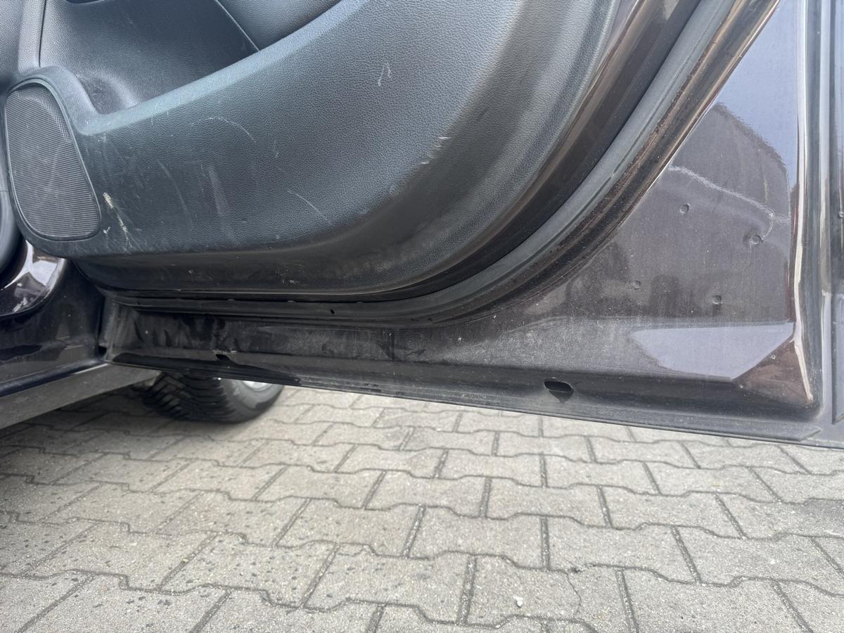 Opel Zafira C Tourer original T&uuml;r vorn rechts Z41C Mahagonibraun Rohbau Bj.2015